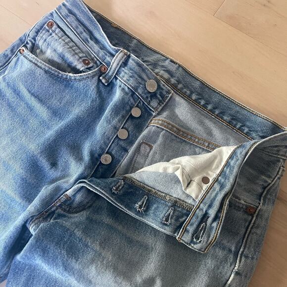 VTG Y2K Levi's 501 Jeans Size 30 W Distressed MED Wash Thrashed Destroyed Denim - Picture 13 of 15